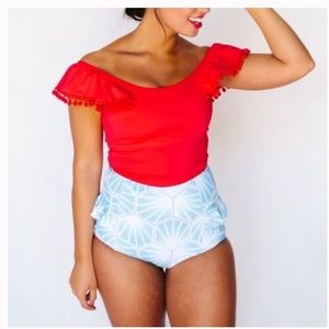 Kortni Jeane NWOT Swim Top